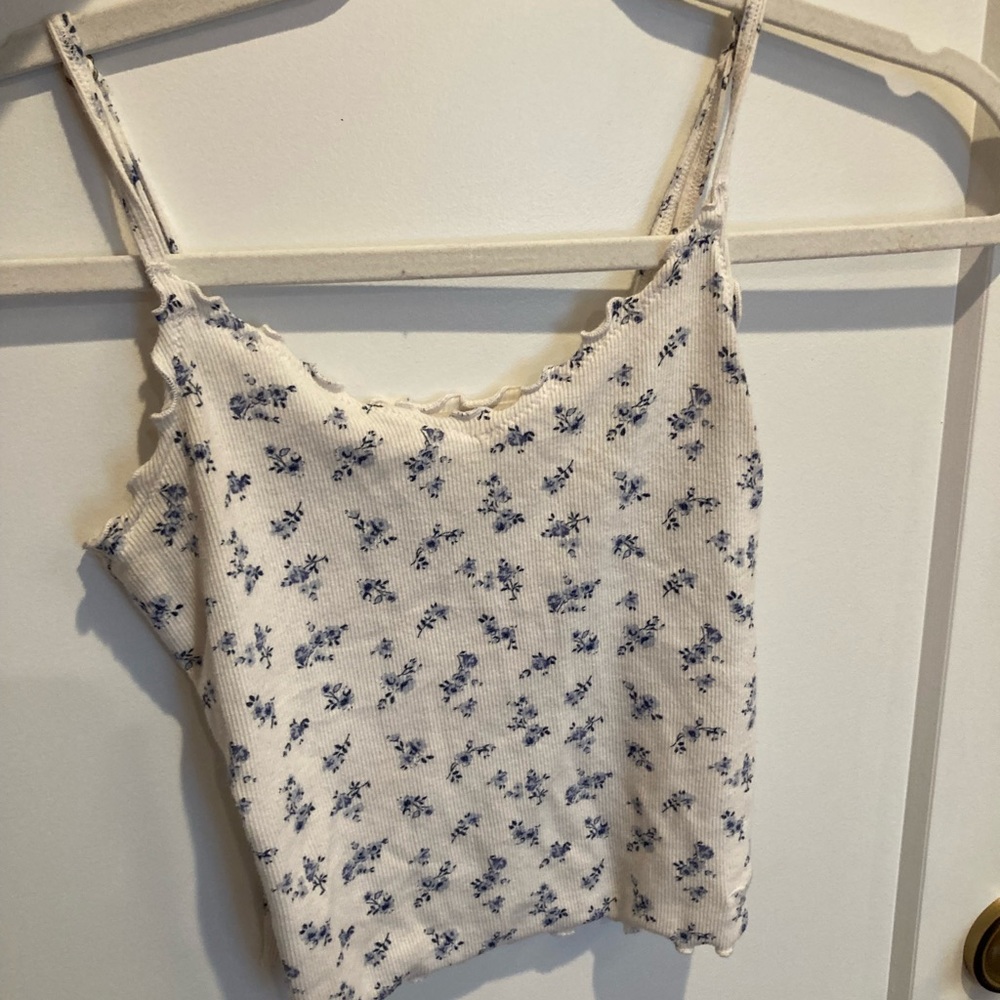 Hollister floral tank